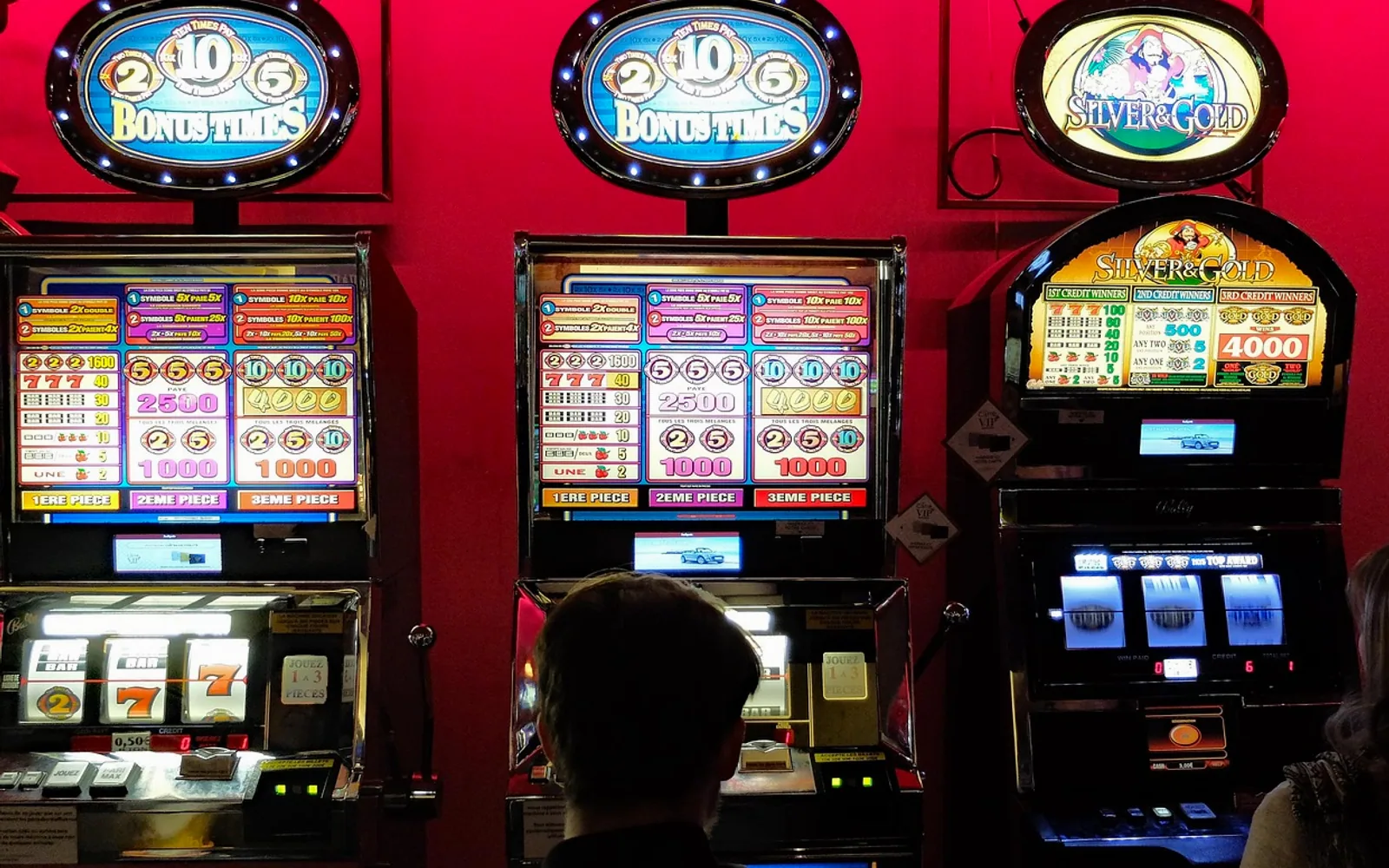 Casino, game of chance and slot machines